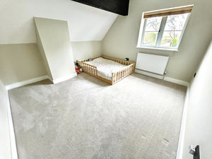 Photo 21- click for photo gallery